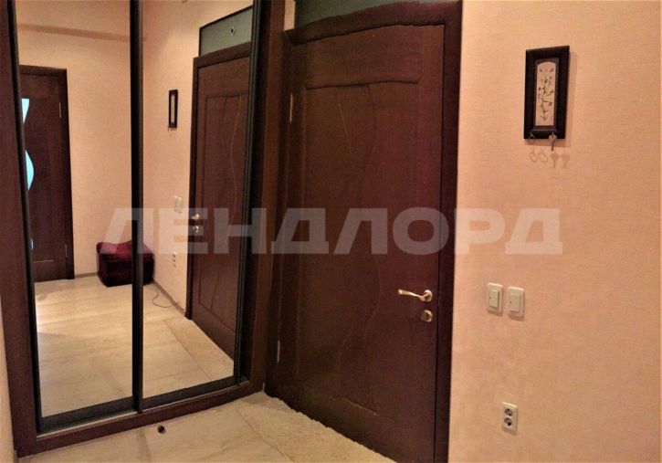 2-комн квартира улица Максима Горького, 136