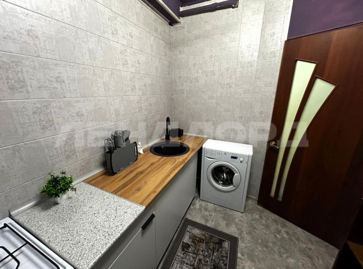 1-комн квартира проспект 40-летия Победы, 43