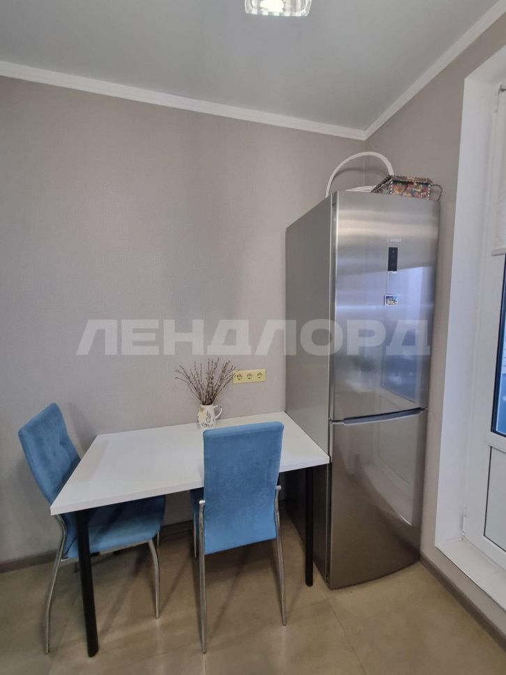 2-комн квартира улица Скачкова, 54