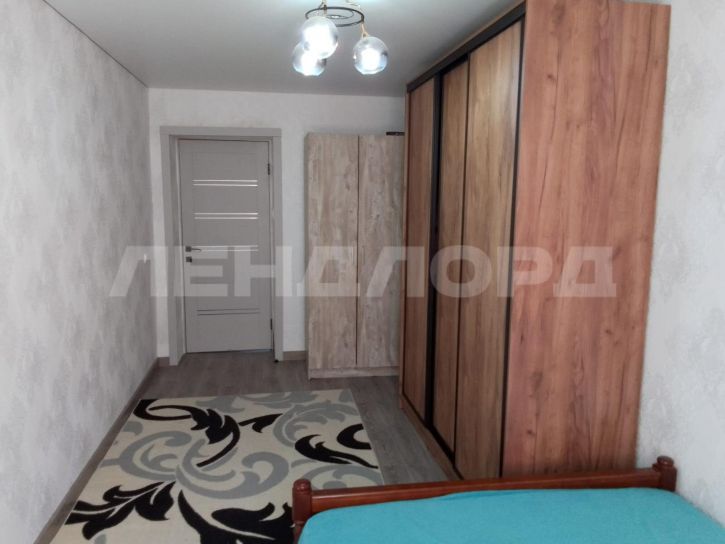 3-комн квартира Криворожская улица, 61