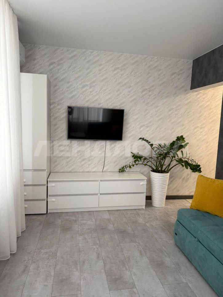 2-комн квартира улица Ткачёва, 40с2