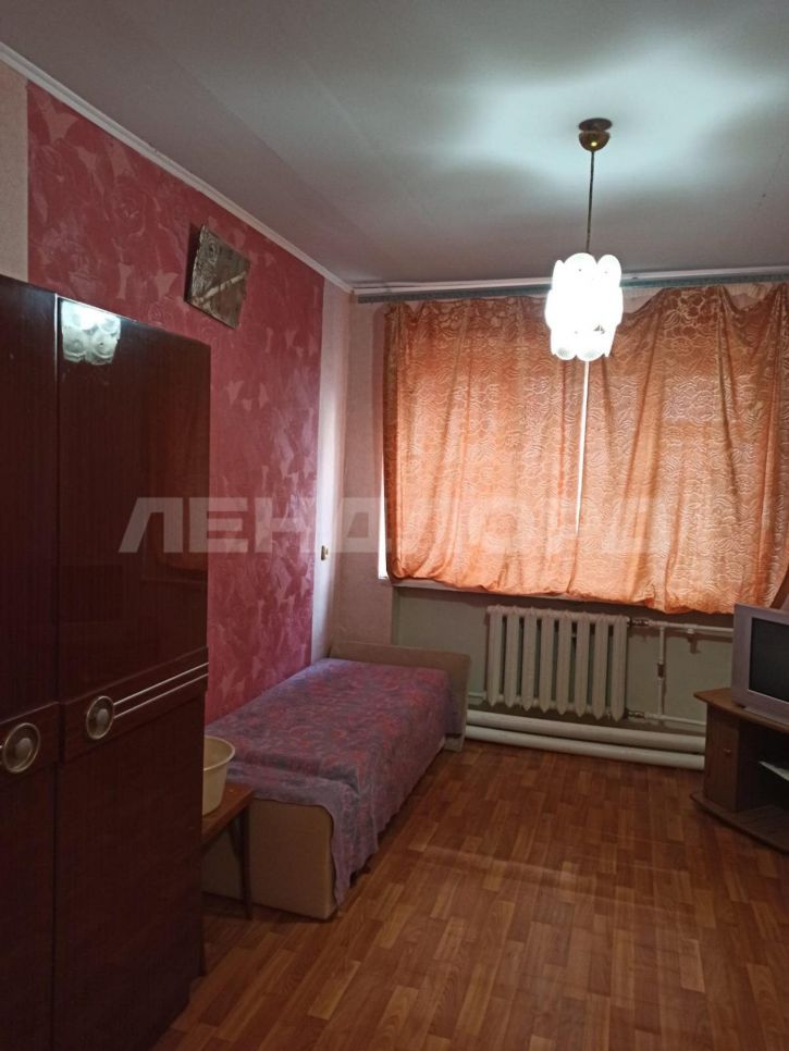 Комната Новолесная, 4/1