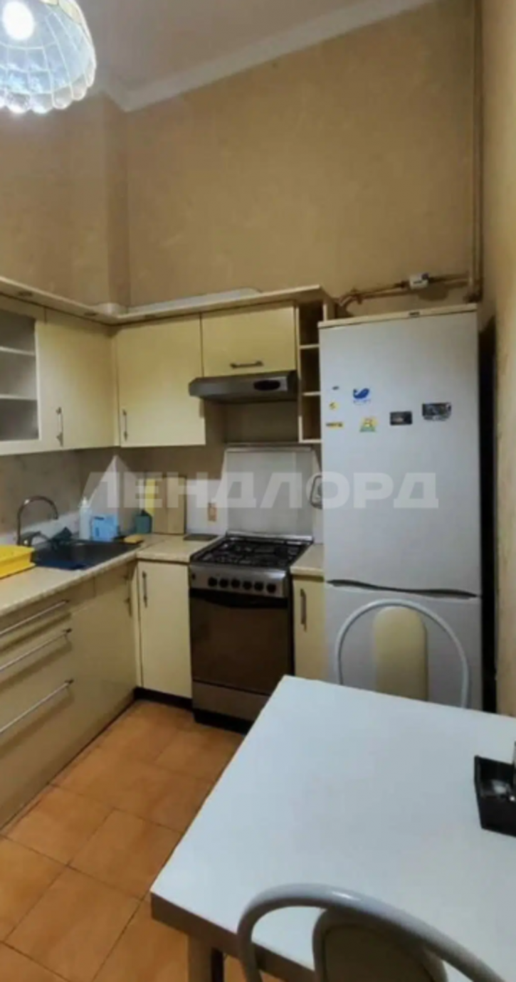 1-комн квартира переулок Орджоникидзе, 11