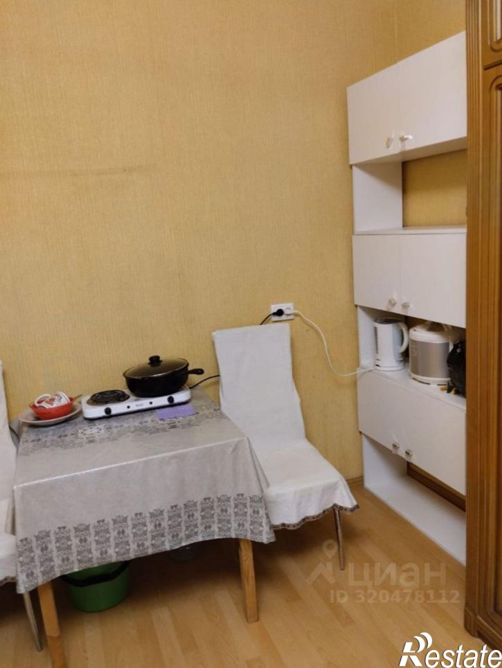 Комната Днепропетровская улица, 44В,  д. 44В