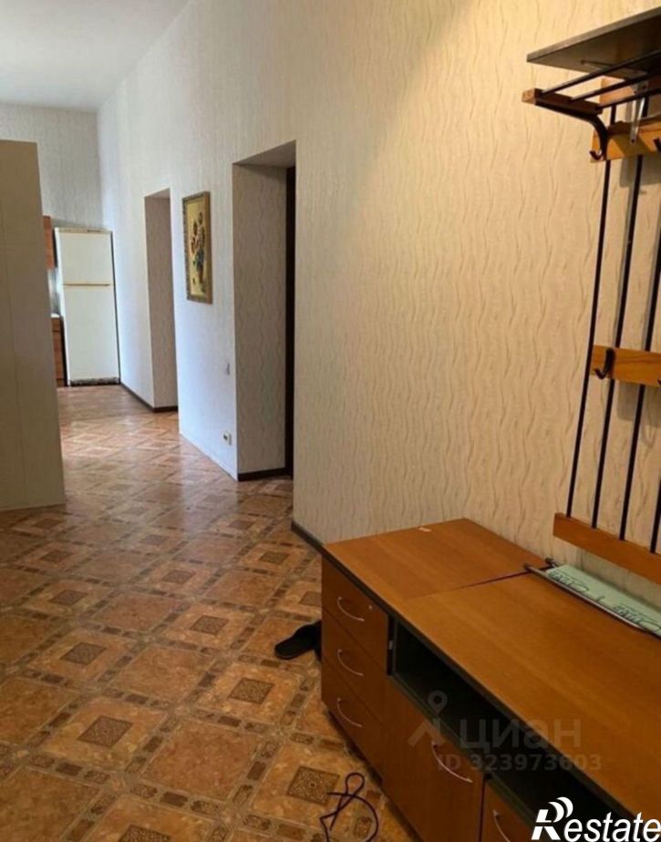 3-комн квартира улица Варфоломеева, 172/81,  д. 172/81