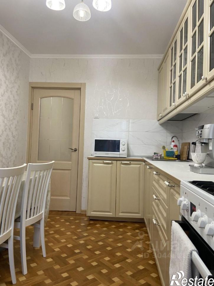 4-комн квартира Орбитальная улица, 20,  д. 20