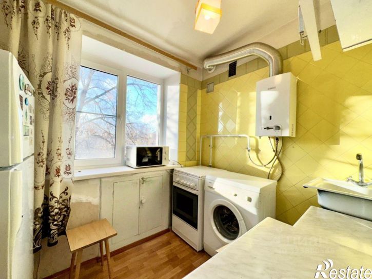 3-комн квартира пр-кт 40-летия Победы, 69/3,  д. 69/3