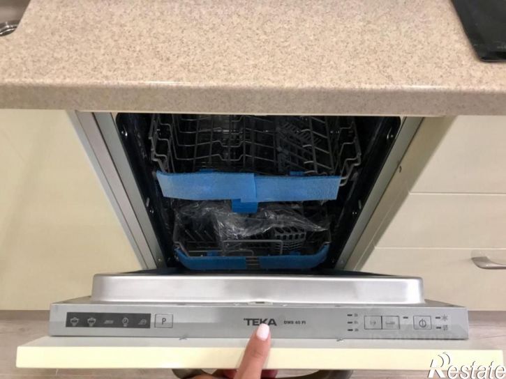 2-комн квартира улица Максима Горького, 242,  д. 242