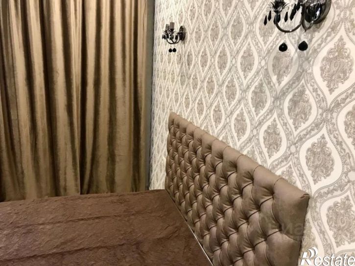 2-комн квартира улица Максима Горького, 242,  д. 242