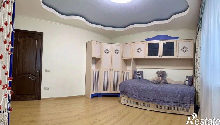 4-комн квартира Красноармейская улица, 11,  д. 11