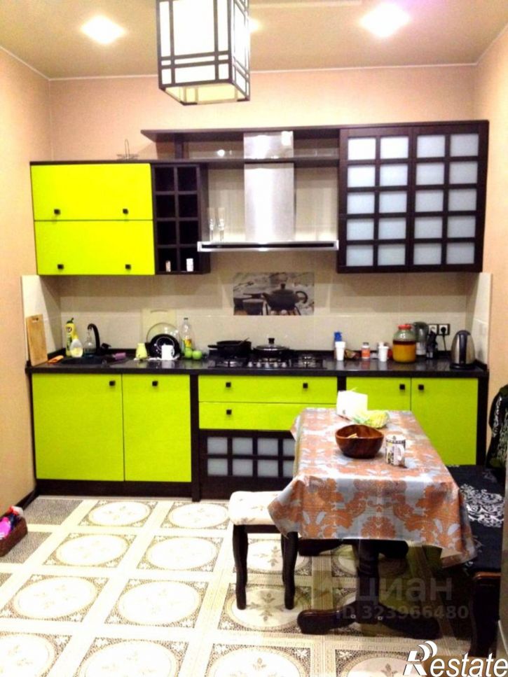 2-комн квартира ул Вятская, 65/1,  д. 65/1