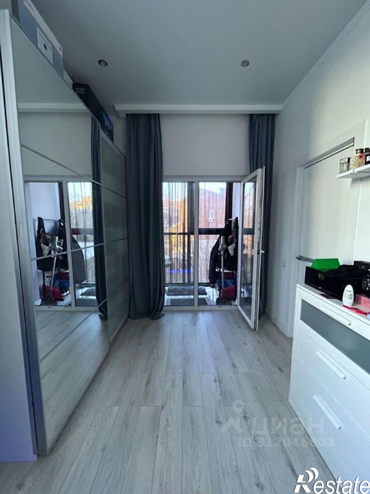 Купить квартиру за 14 000 000 рублей на переулок Островского, 1А