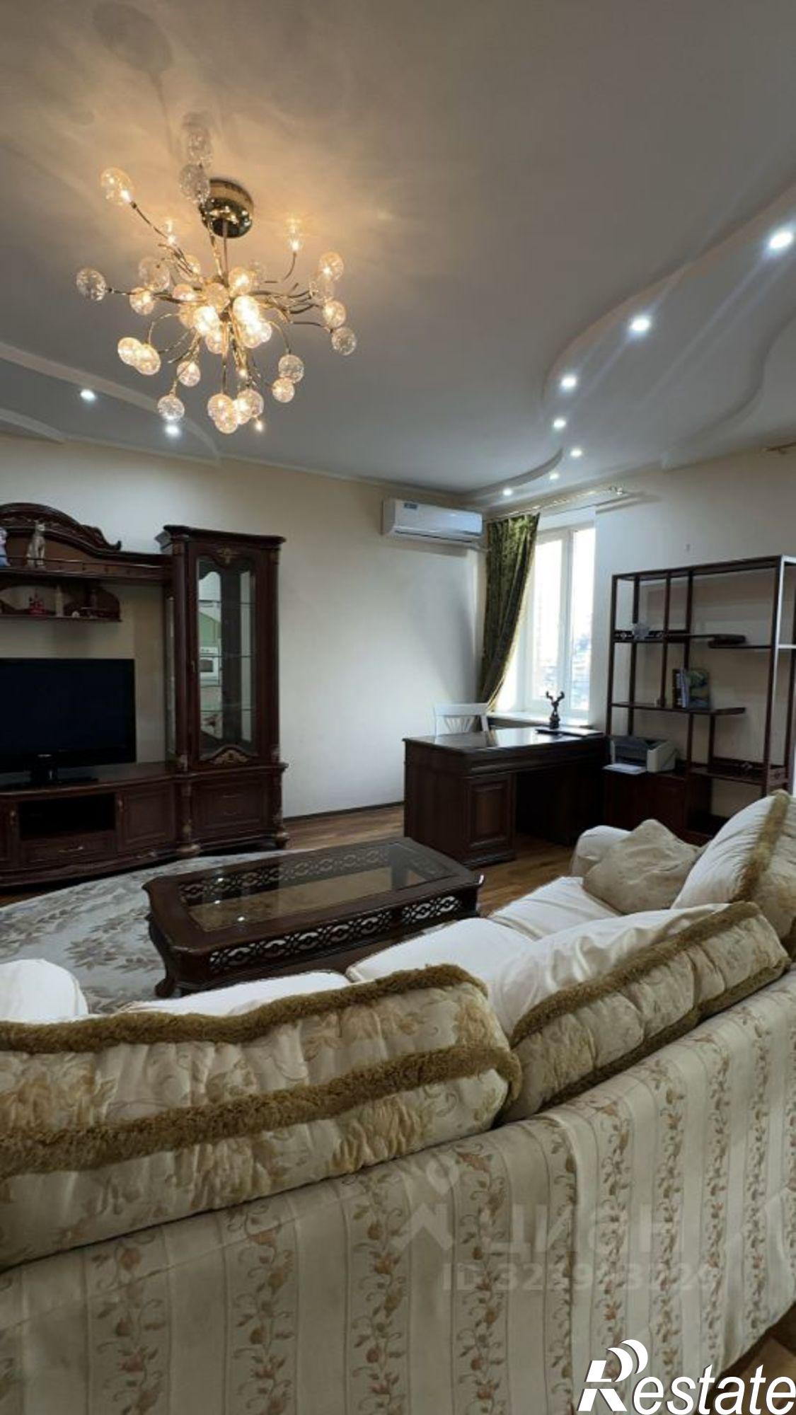 Сдать квартиру за 55 000 рублей на улица Максима Горького, 123