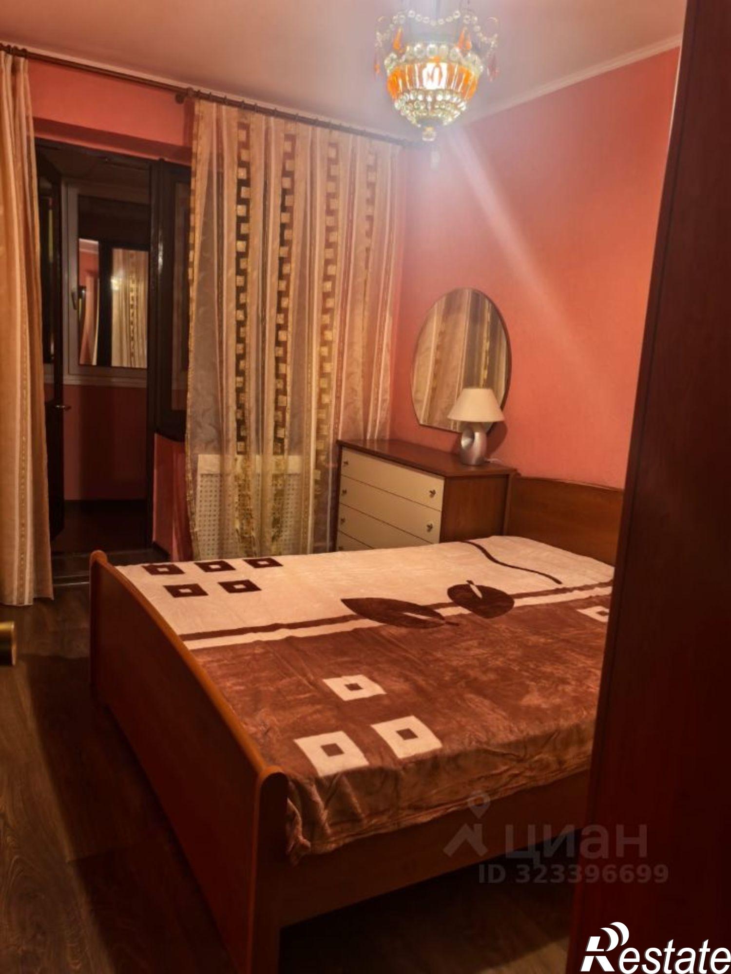 Сдать квартиру за 40 000 рублей на ул Жмайлова, 6