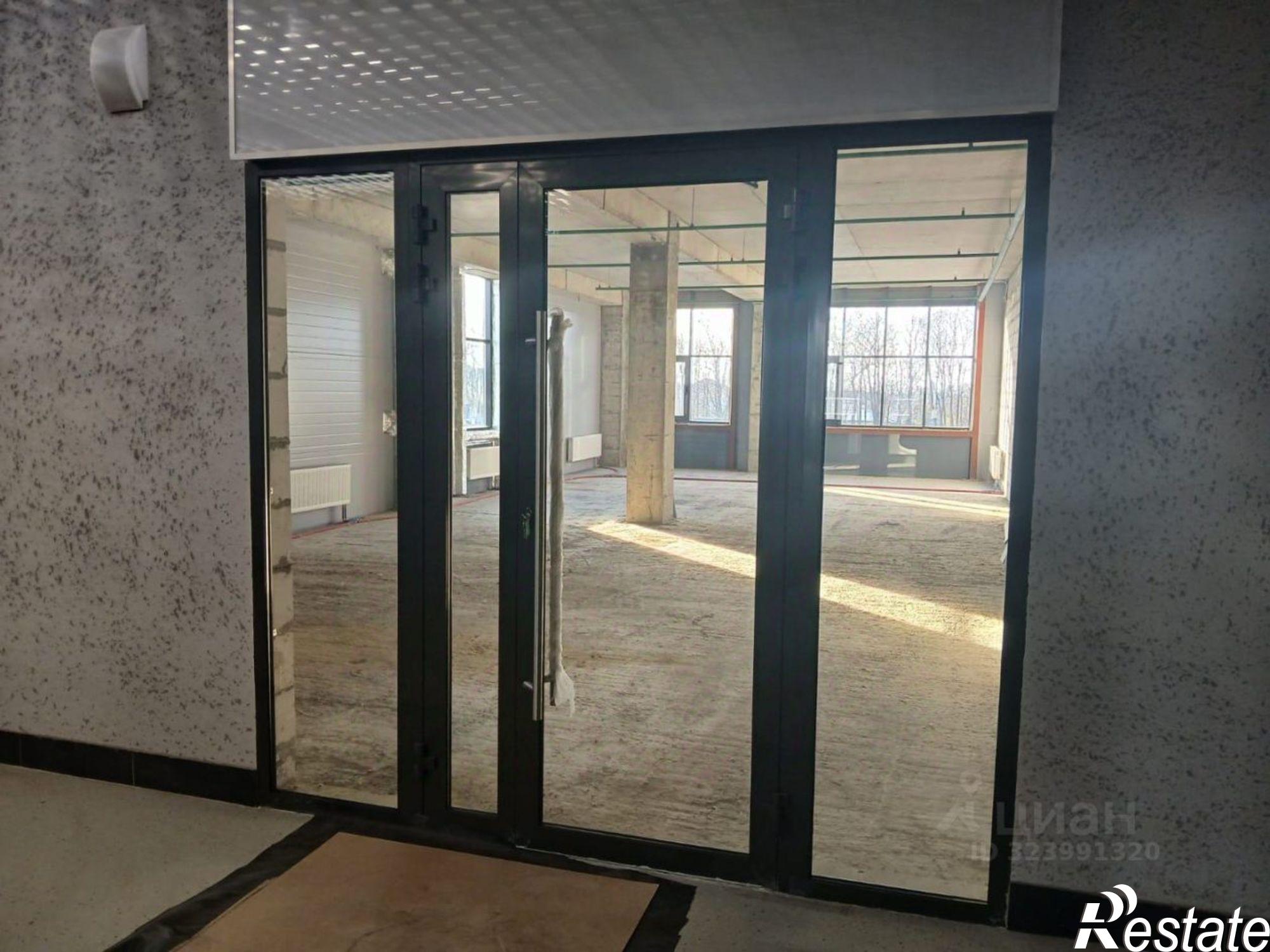 Купить торговое помещение за 24 500 000 рублей на пр-кт Шолохова, 1