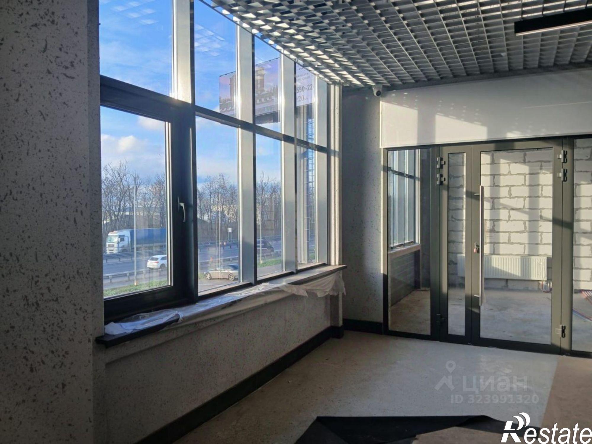 Купить торговое помещение за 24 500 000 рублей на пр-кт Шолохова, 1