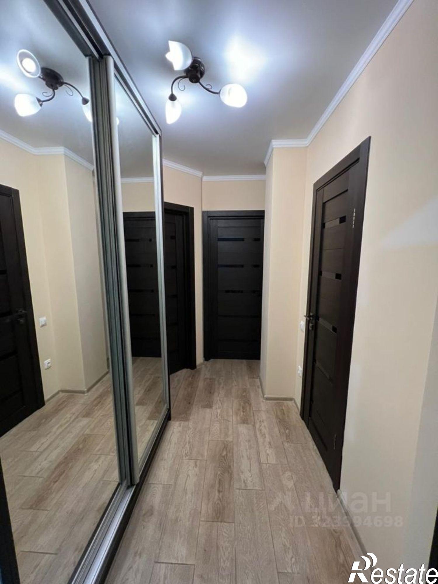 Купить квартиру за 7 200 000 рублей на 23-я линия, 6