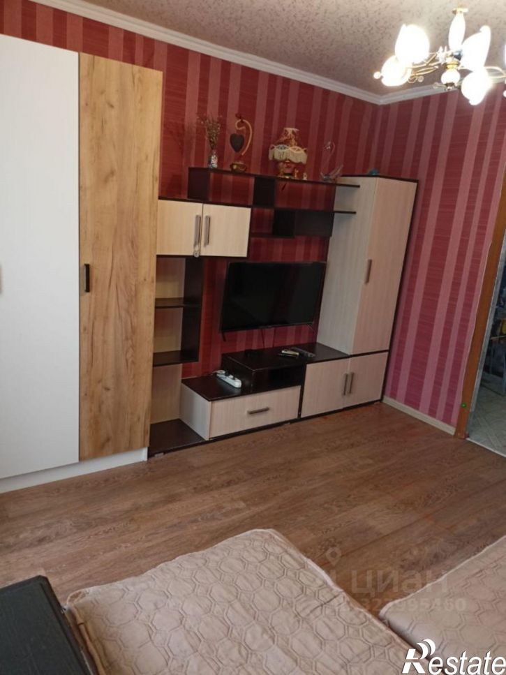 2-комн квартира Днепровский переулок, 115,  д. 115