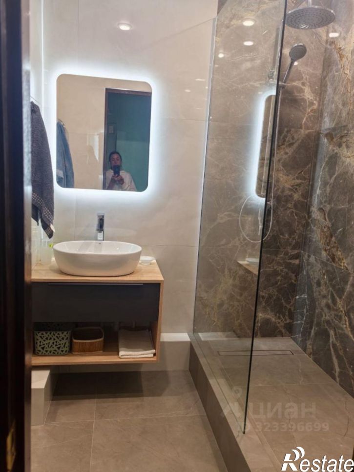 3-комн квартира ул Жмайлова, 6,  д. 6