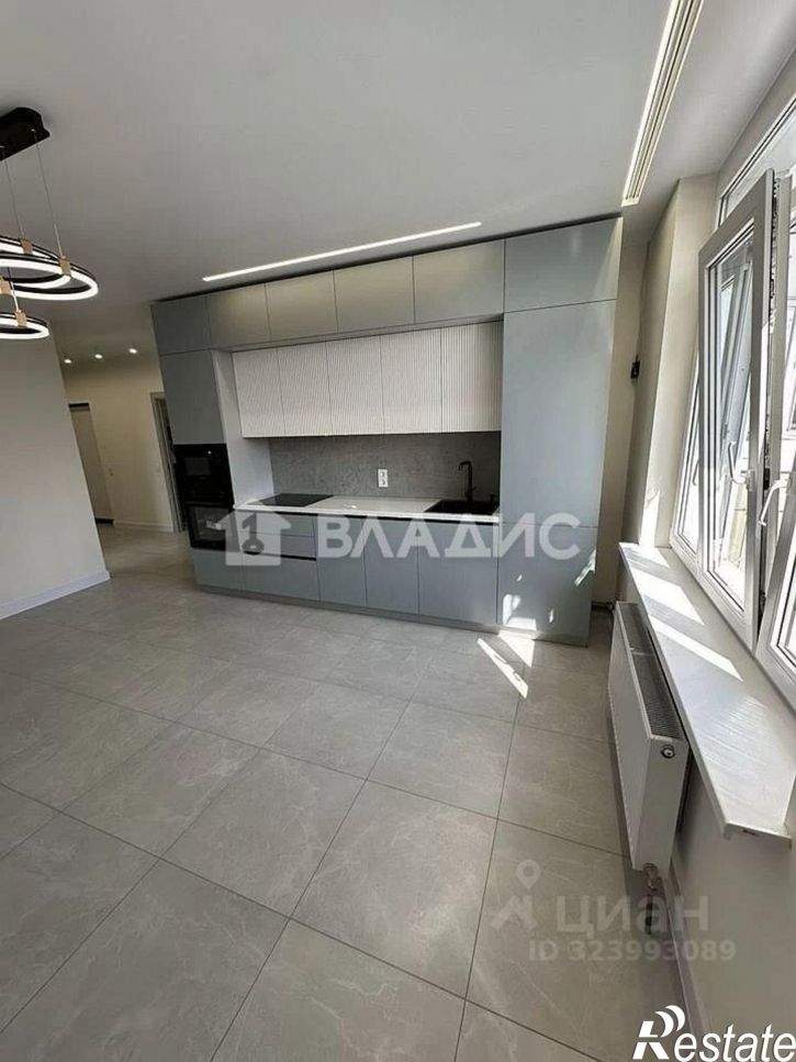 2-комн квартира пр-кт Сиверса, 30,  д. 30