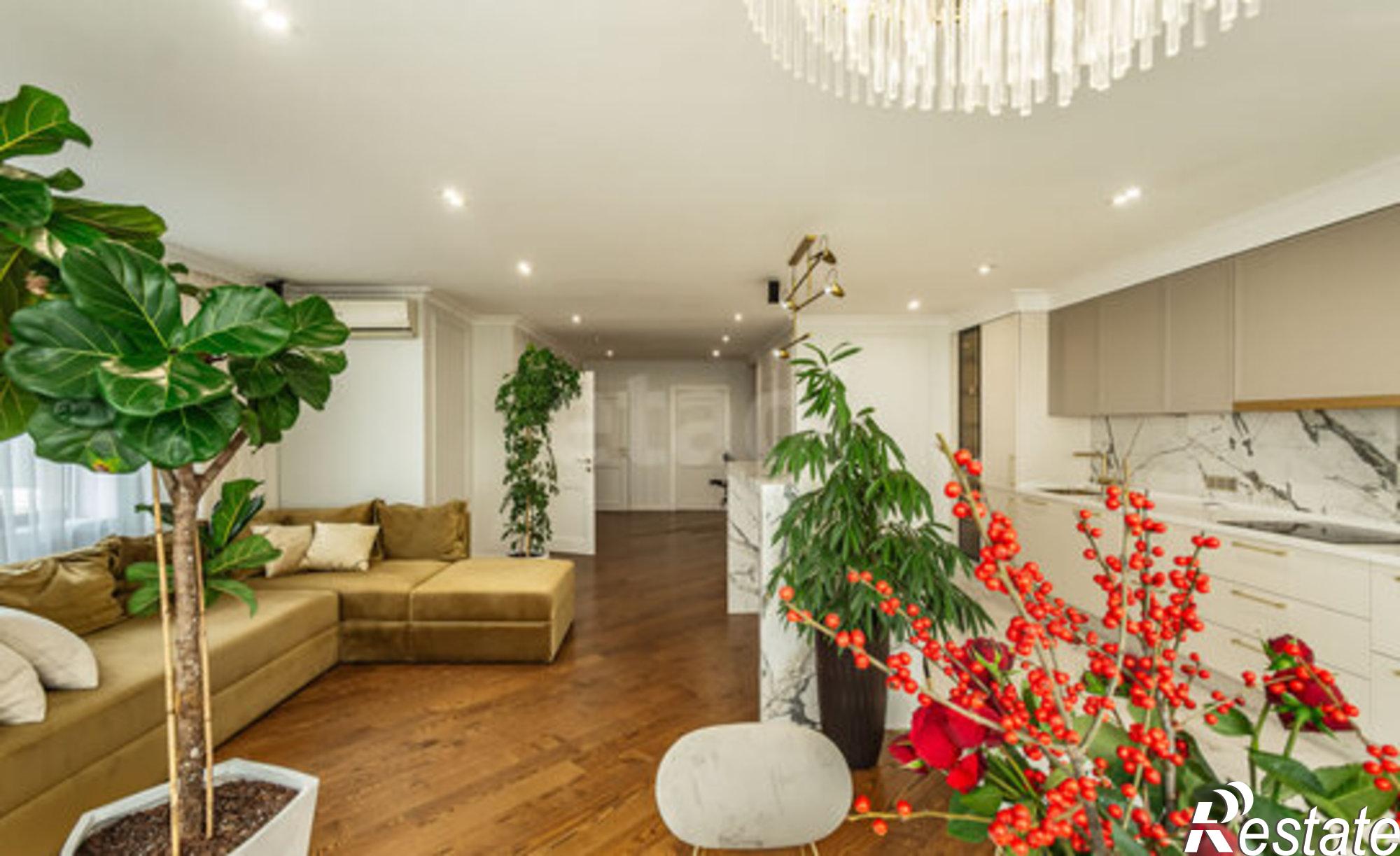 Купить квартиру за 33 000 000 рублей на улица Шаумяна, 30