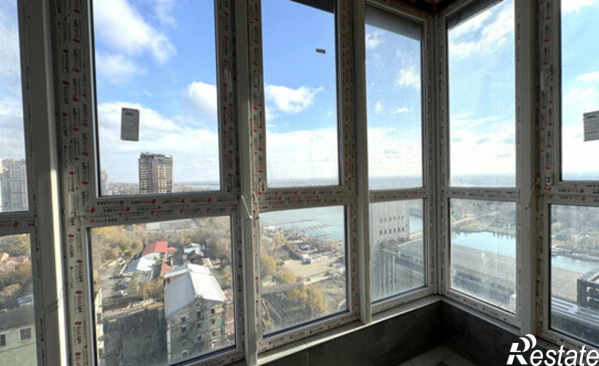 Купить квартиру за 6 700 000 рублей на Нахичевань, улица 23-я Линия, 54с5