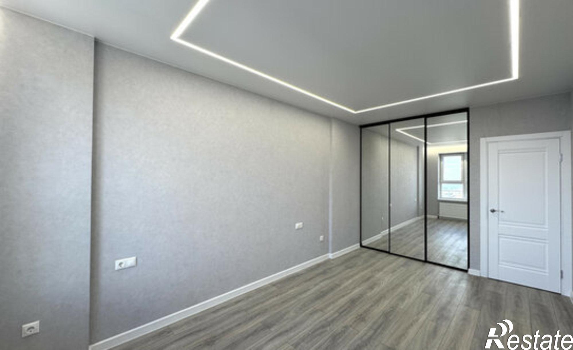 Купить квартиру за 6 700 000 рублей на Нахичевань, улица 23-я Линия, 54с5