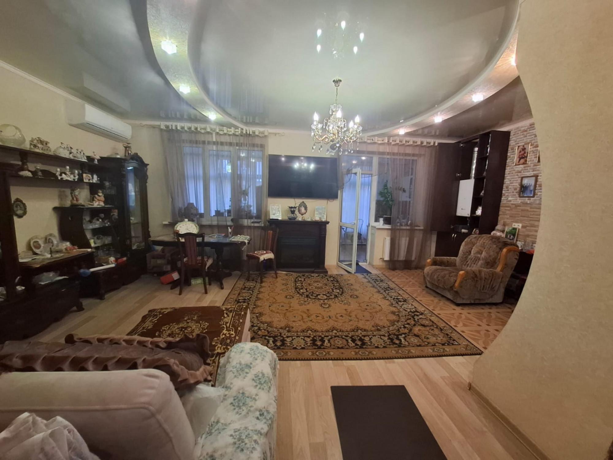 Купить дачу, дом, коттедж за 10 500 000 рублей на Магистральная ул.