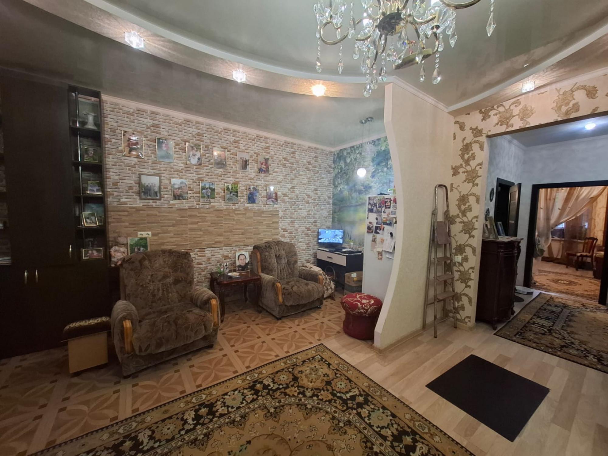 Купить дачу, дом, коттедж за 10 500 000 рублей на Магистральная ул.