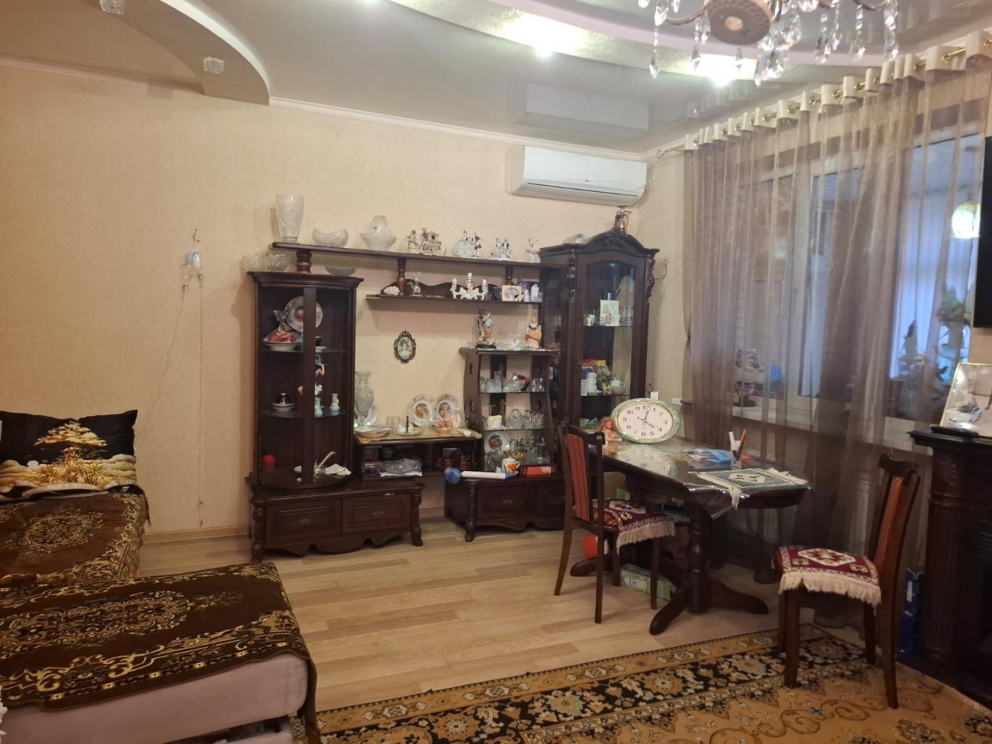 Купить дачу, дом, коттедж за 10 500 000 рублей на Магистральная ул.