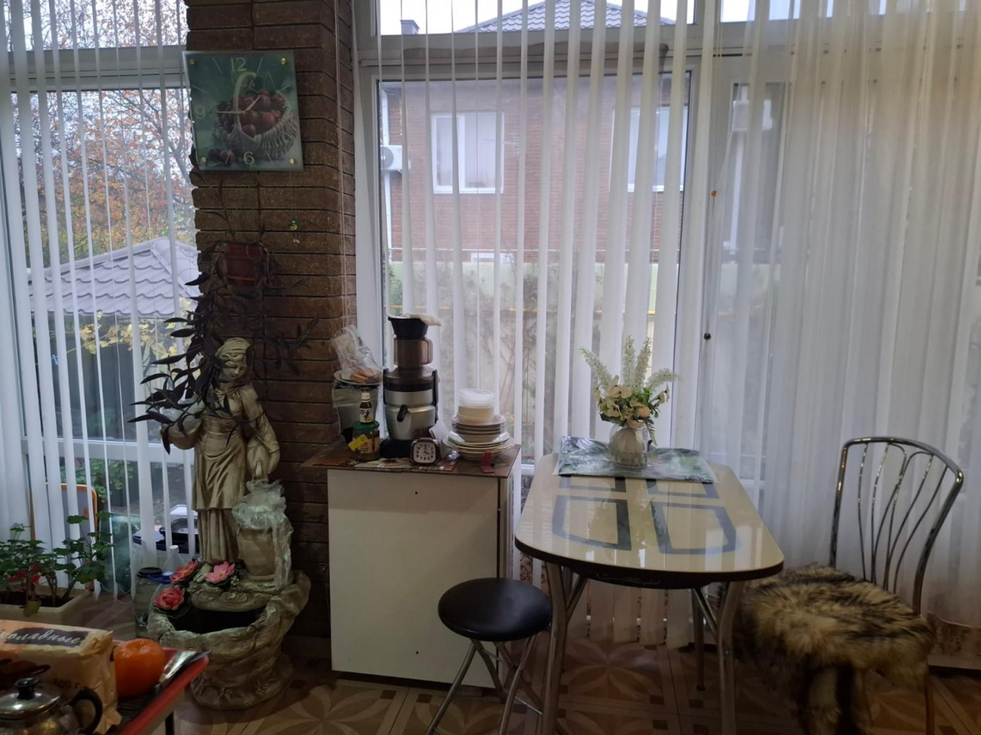 Купить дачу, дом, коттедж за 10 500 000 рублей на Магистральная ул.