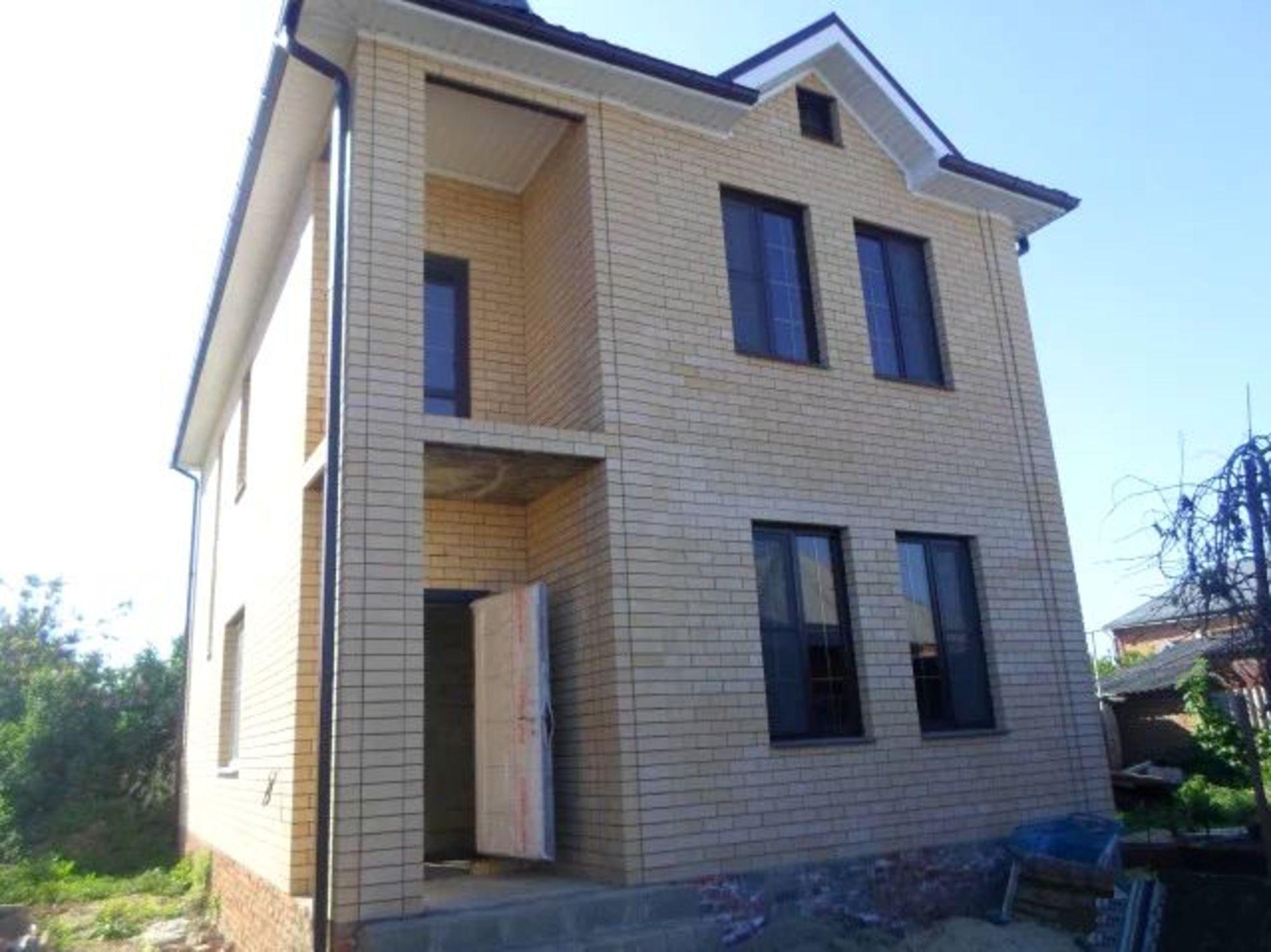 Купить дачу, дом, коттедж за 9 800 000 рублей на Вятская ул