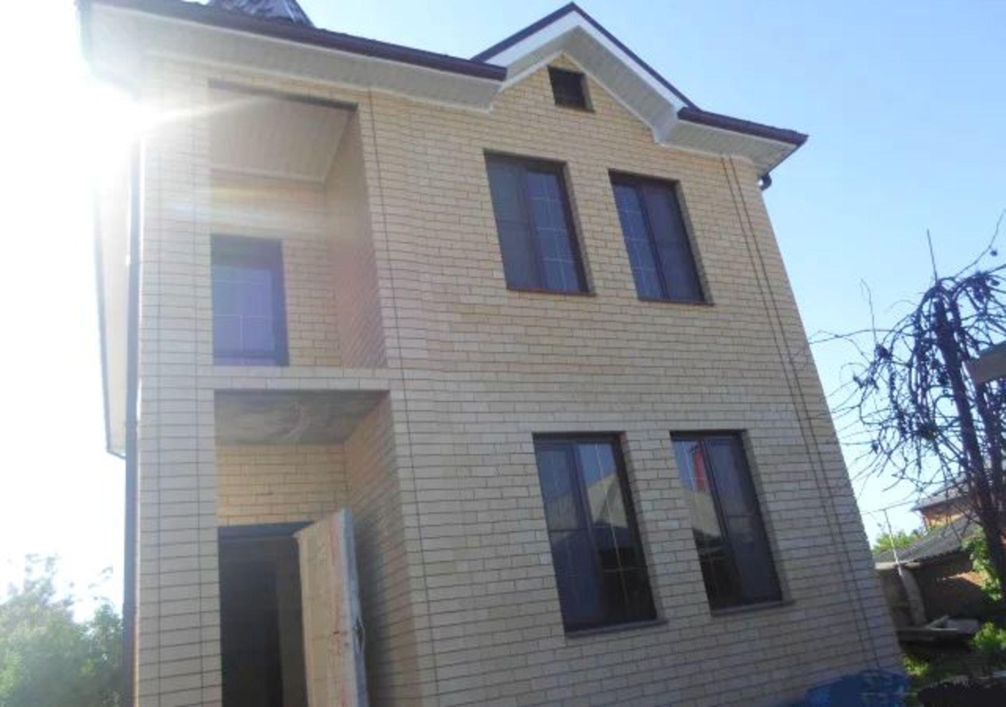 Купить дачу, дом, коттедж за 9 800 000 рублей на Вятская ул