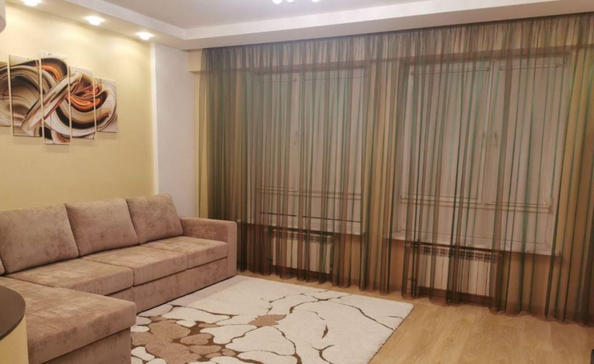 Сдать квартиру за 75 000 рублей на Петрашевского ул, 36