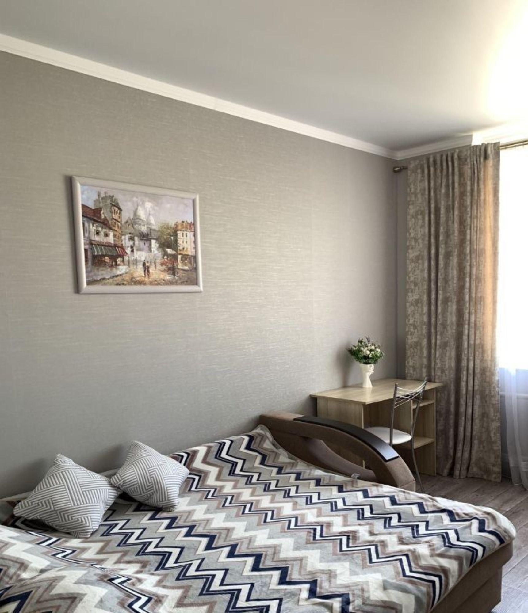 Сдать квартиру за 27 000 рублей на Еляна ул, 68