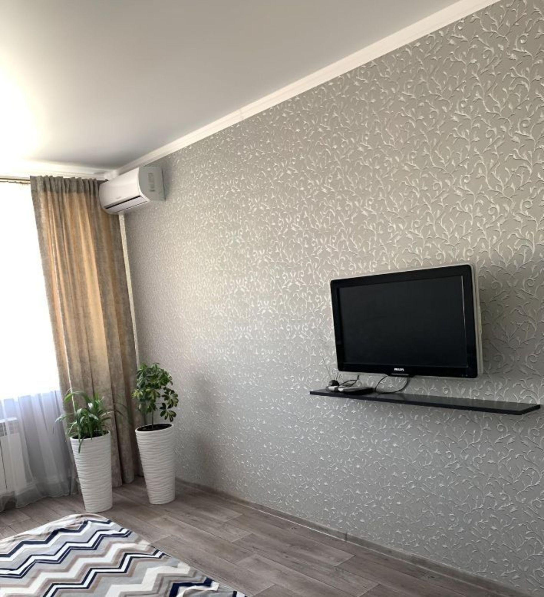 Сдать квартиру за 27 000 рублей на Еляна ул, 68