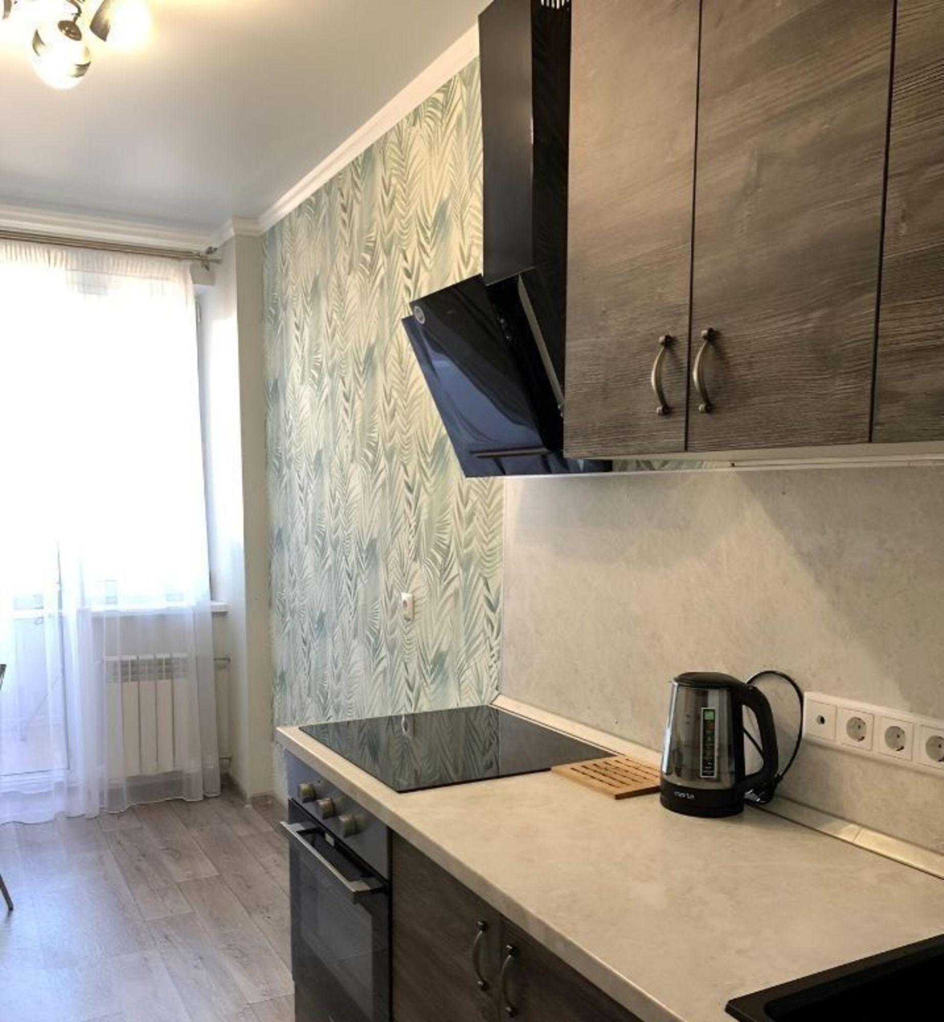 Сдать квартиру за 27 000 рублей на Еляна ул, 68