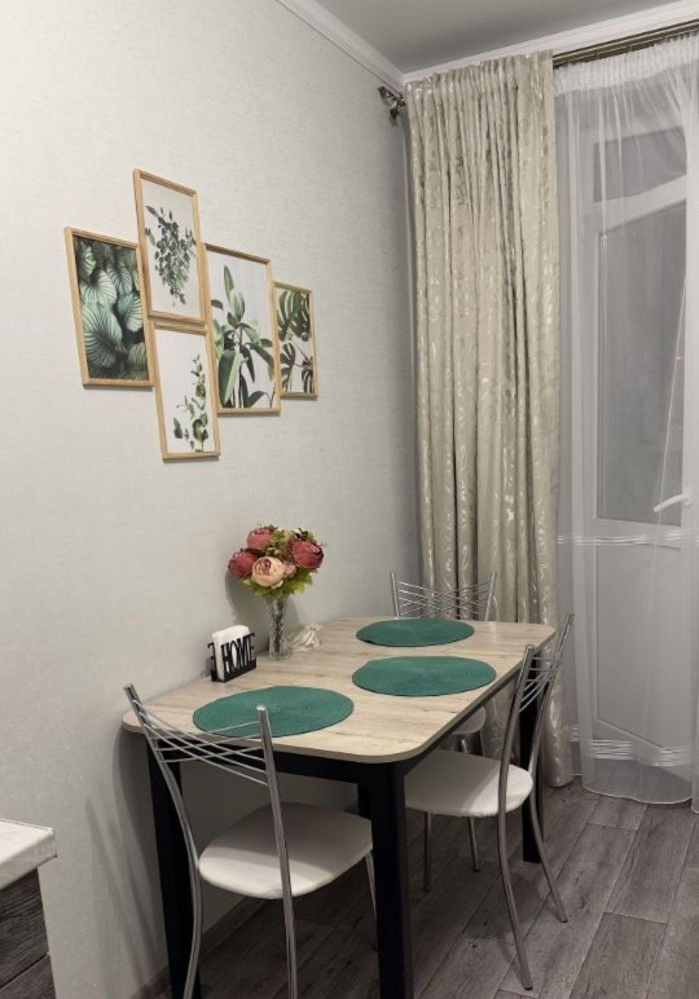 Сдать квартиру за 27 000 рублей на Еляна ул, 68