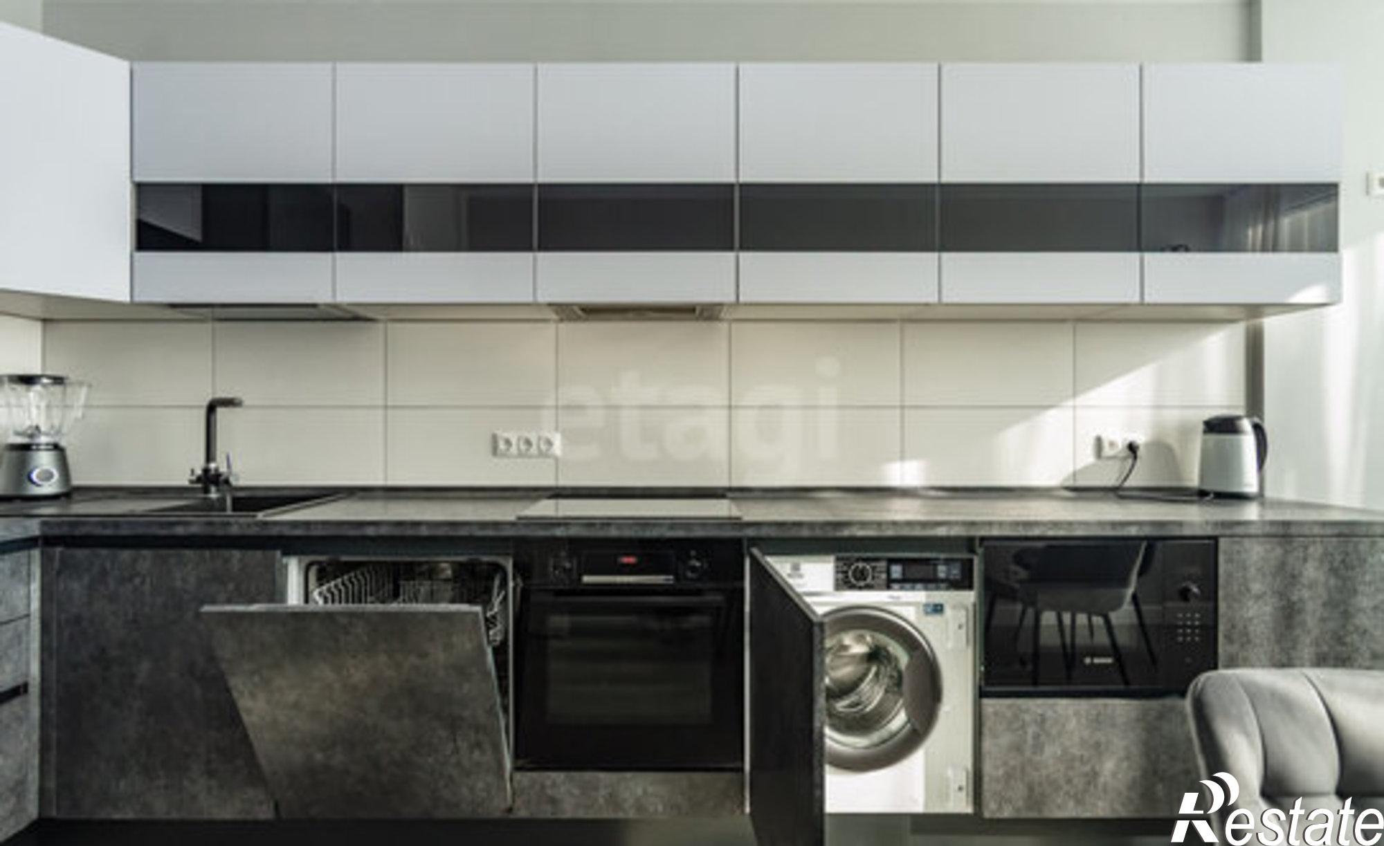 Купить квартиру за 20 000 000 рублей на ул Адыгейская, 41/99