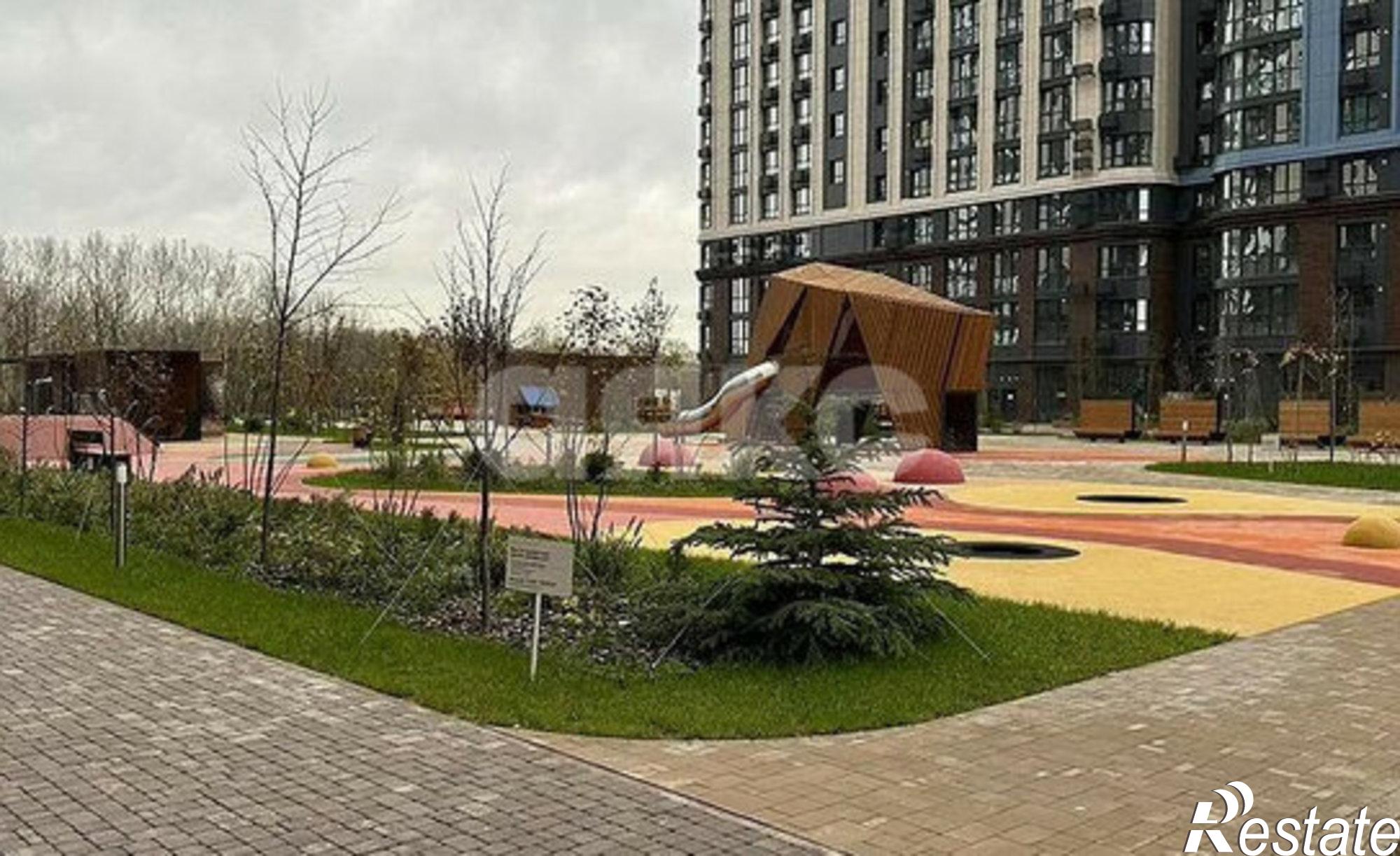 Купить квартиру за 9 250 000 рублей на улица Бориса Слюсаря, 19