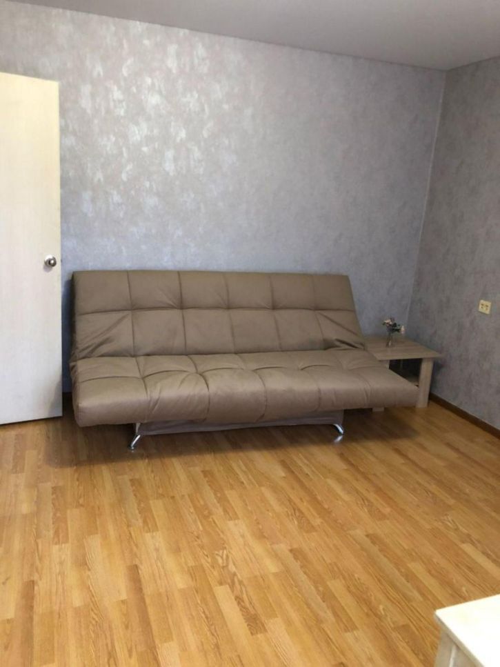 1-комн квартира Зорге ул, 27/7