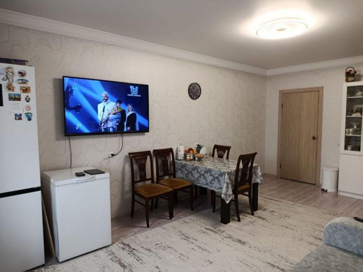 2-комн квартира Висаитова ул, 6/10