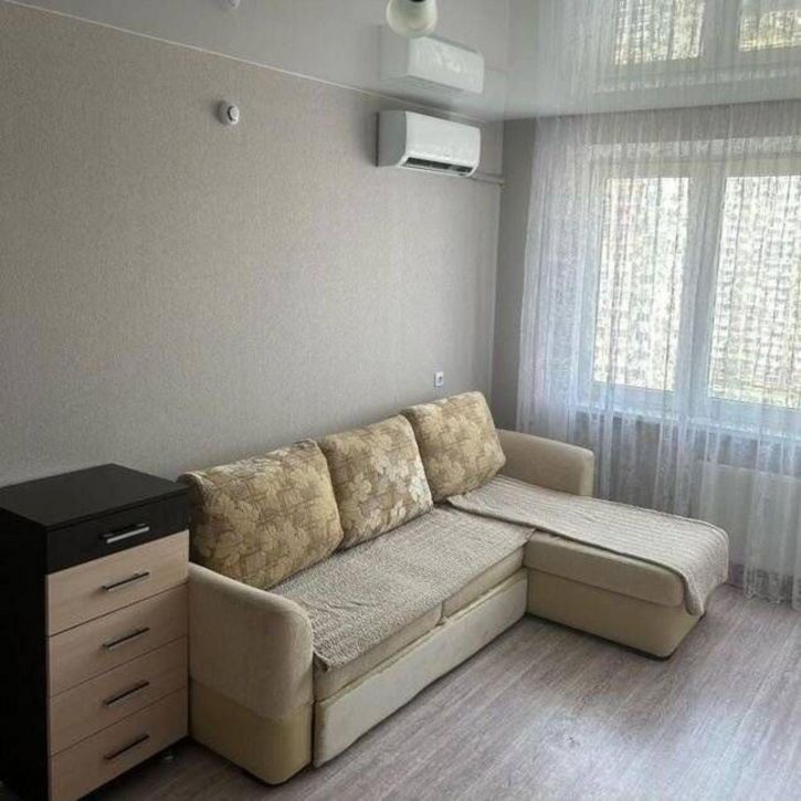 1-комн квартира Висаитова ул, 8