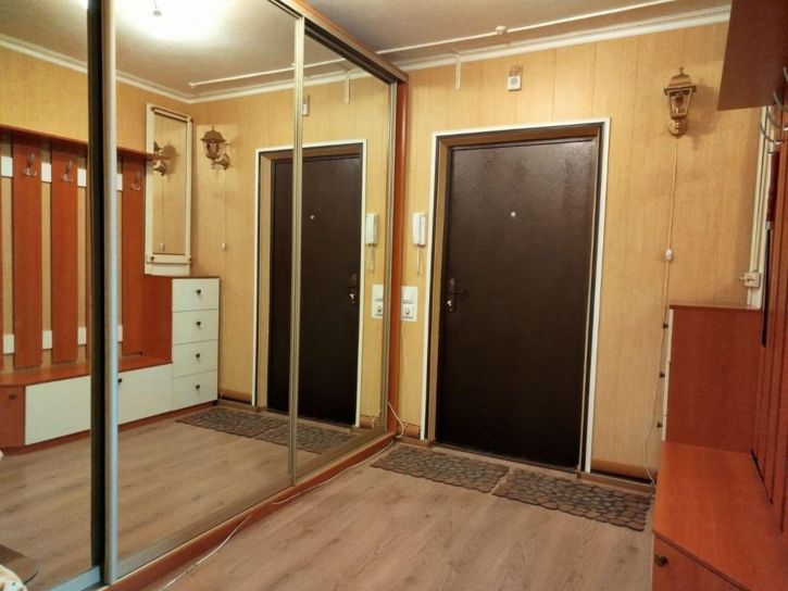 2-комн квартира Петренко ул, 16а