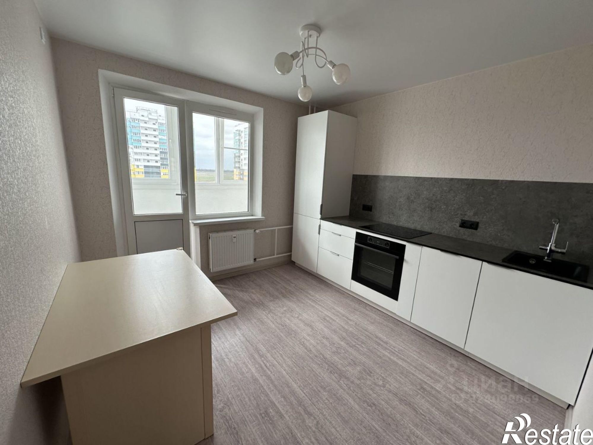 Сдать квартиру за 30 000 рублей на улица Дмитрия Петрова, 10