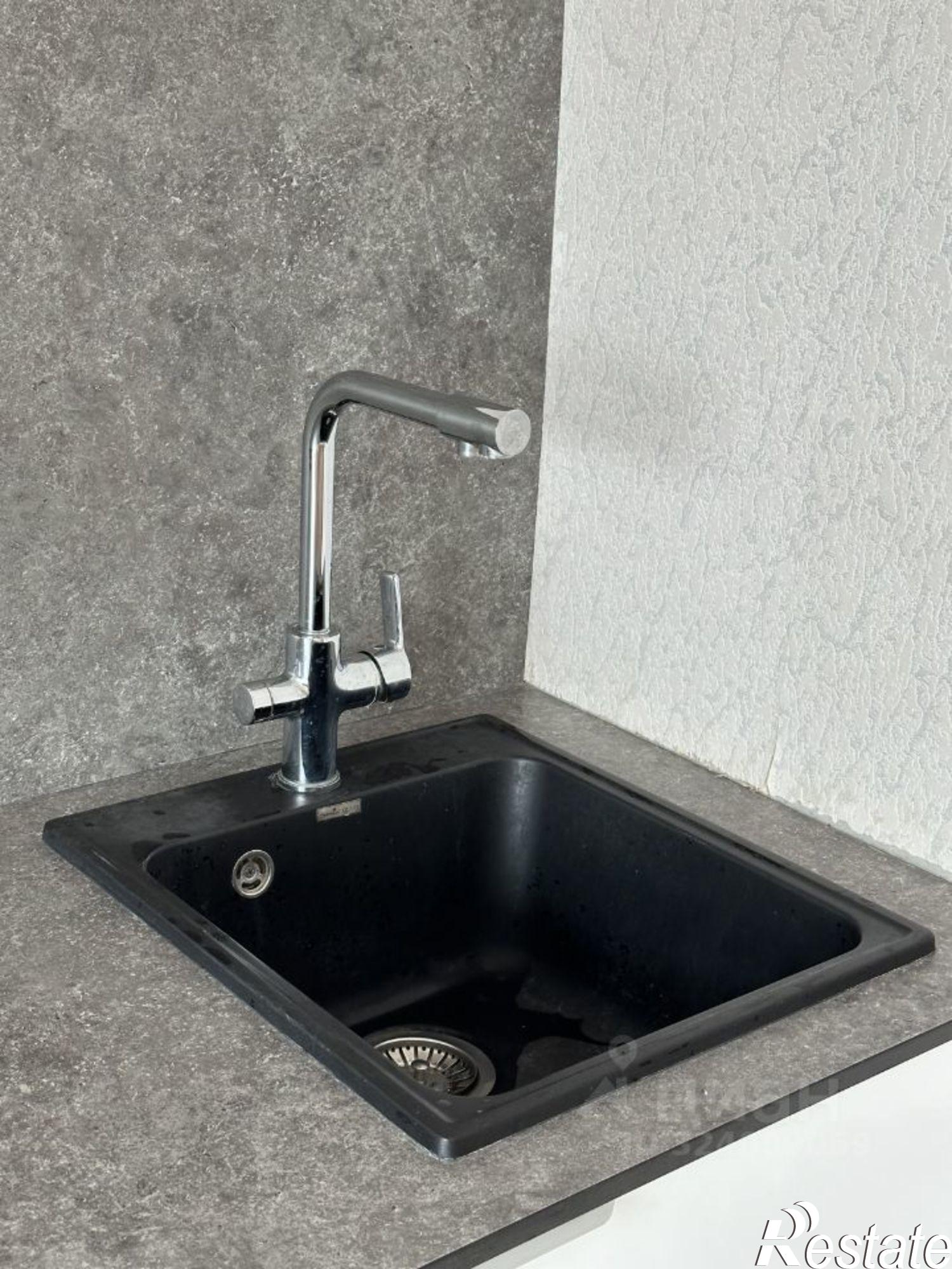 Сдать квартиру за 30 000 рублей на улица Дмитрия Петрова, 10