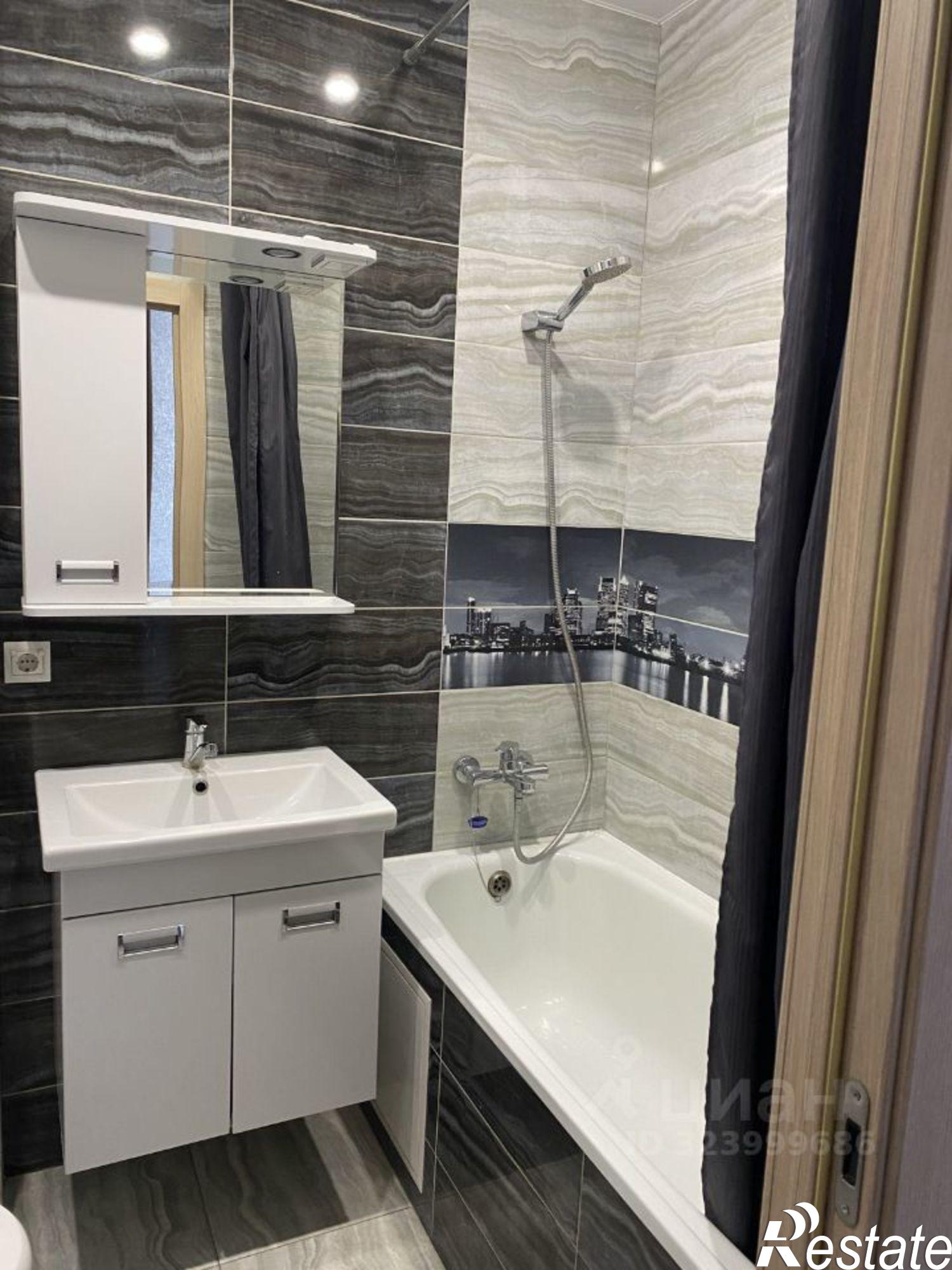 Сдать квартиру за 32 000 рублей на ул Малиновского, 76б/87а