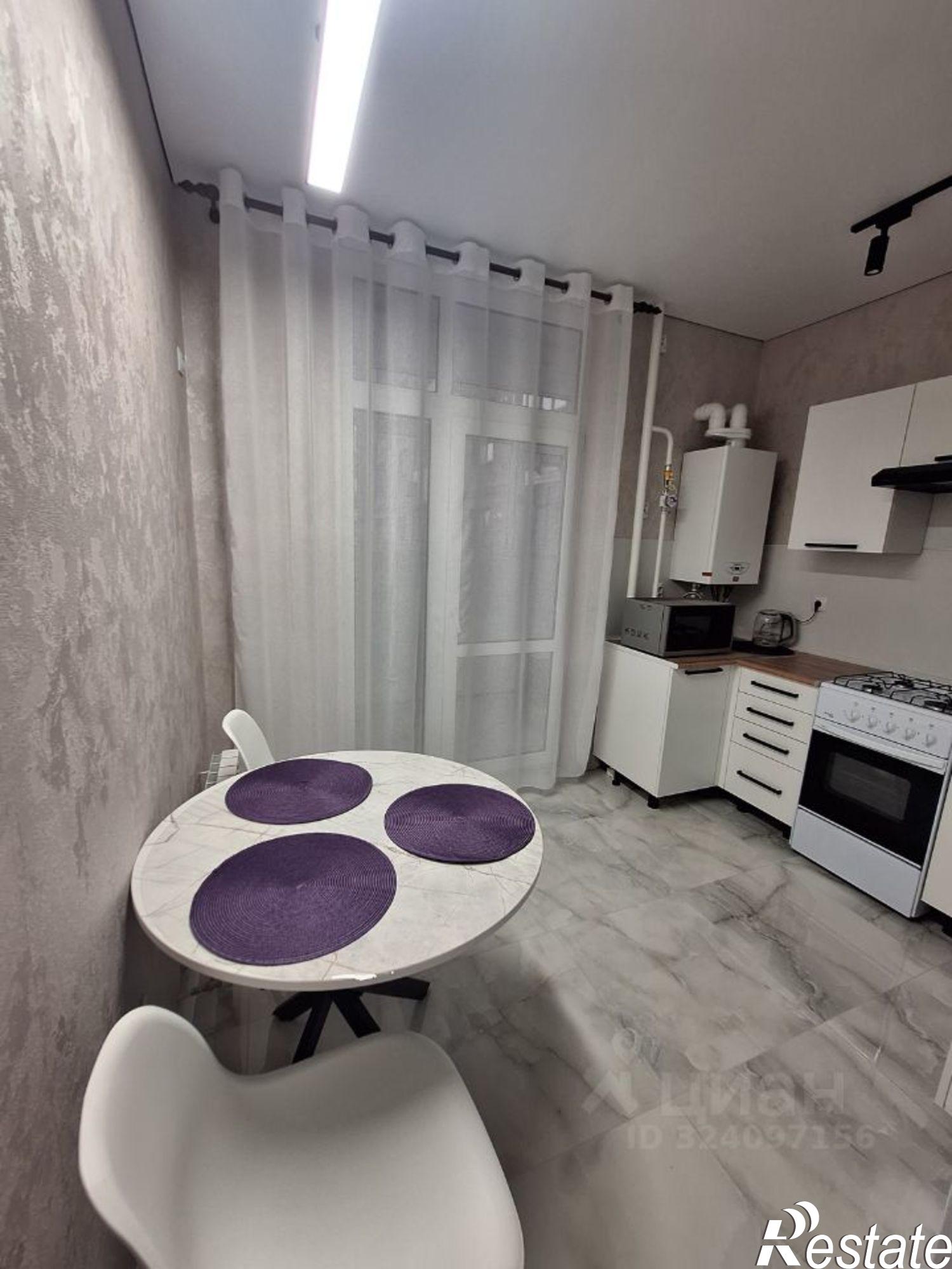 Сдать квартиру за 30 000 рублей на проспект 40-летия Победы, 111/4с2