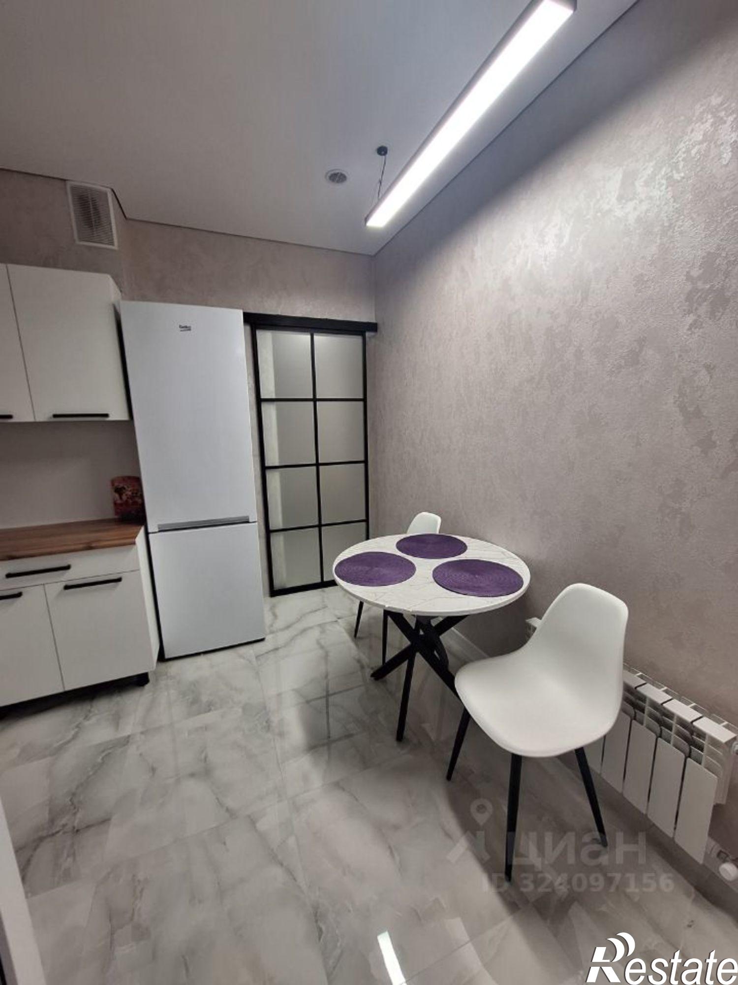 Сдать квартиру за 30 000 рублей на проспект 40-летия Победы, 111/4с2