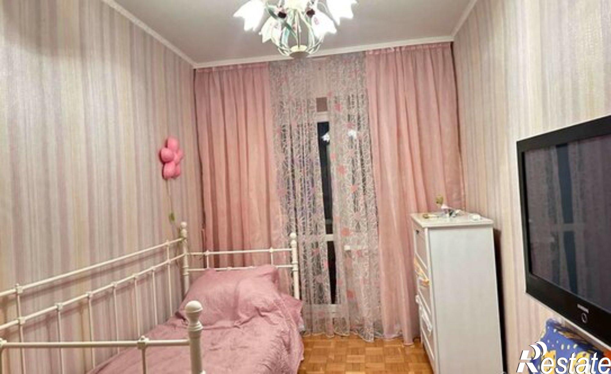 Купить квартиру за 6 490 000 рублей на улица Веры Пановой, 32